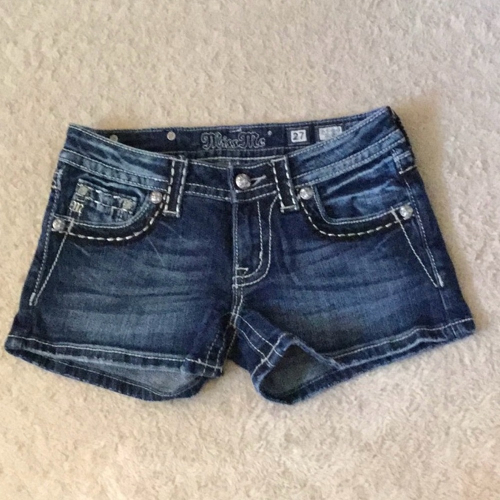 Miss Me denim shorts size 27